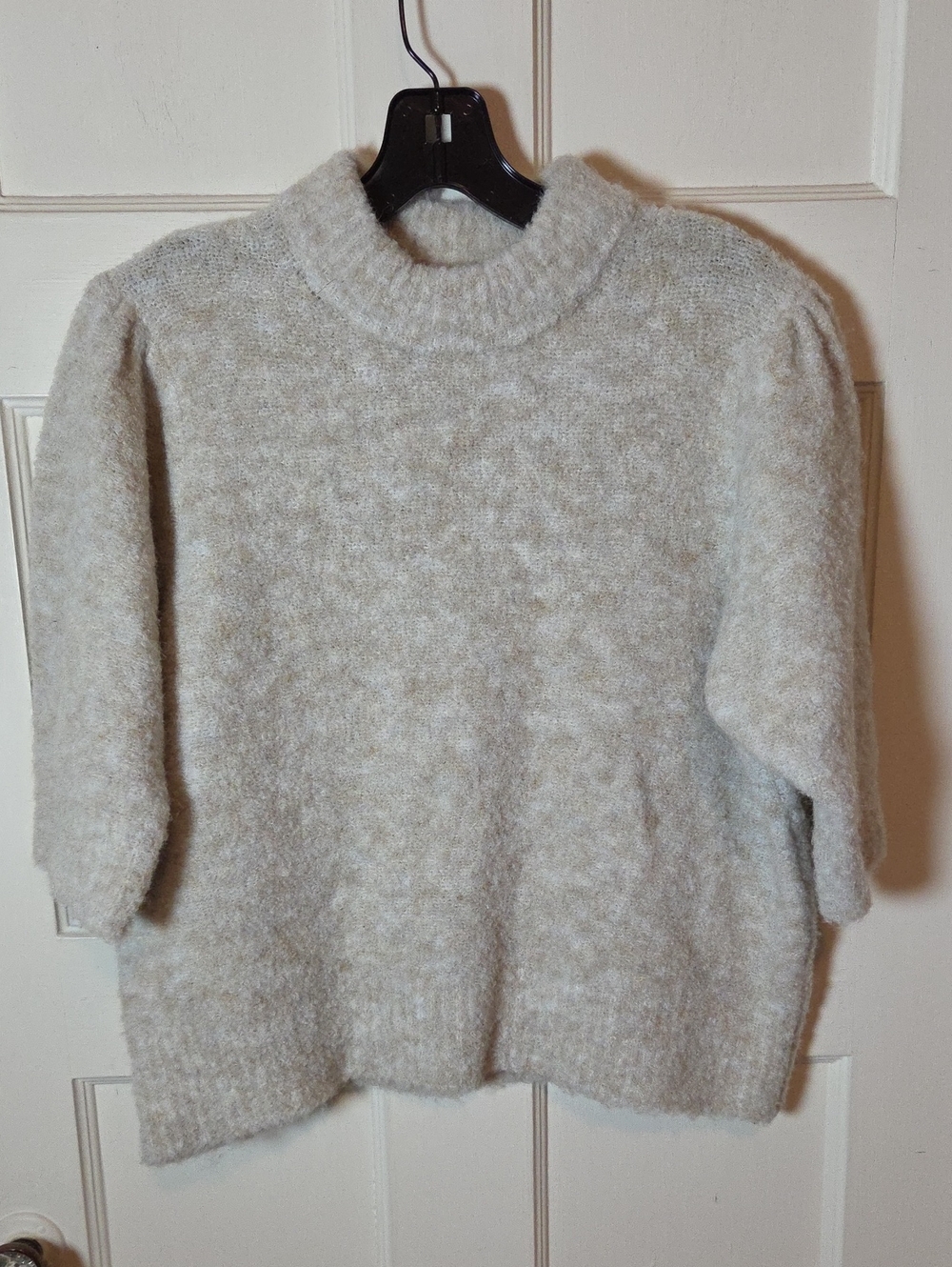 Molly Bracken Cream Fuzzy Mockneck Puffed Sleeve Sweater Size Large